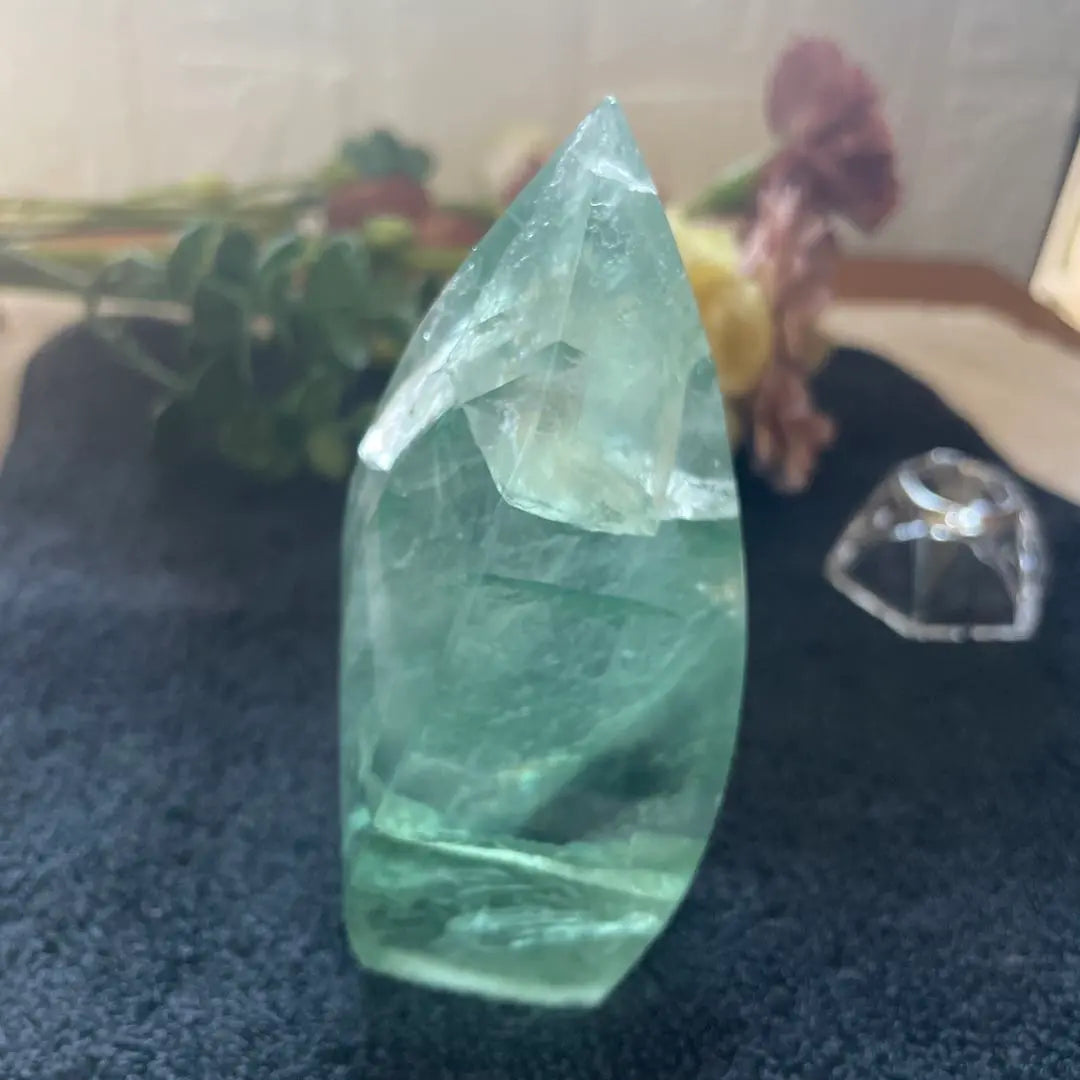 Natural stone fluorite tower