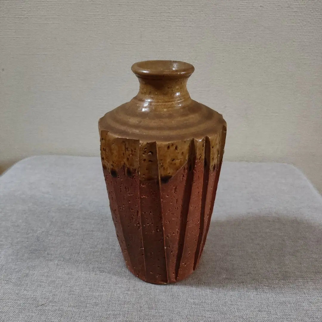 Tea ceremony utensils Shigaraki, old Shigaraki, chamfered flower vase, tea ceremony, made by Takahashi Rakusai