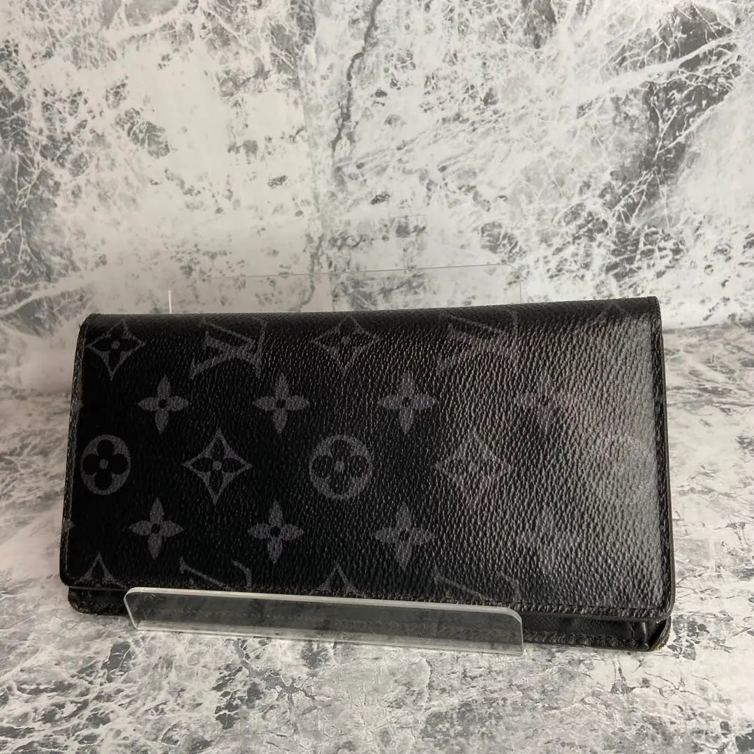 ✨LOUIS VUITTON✨ Louis Vuitton Long Wallet Bi-fold Eclipse