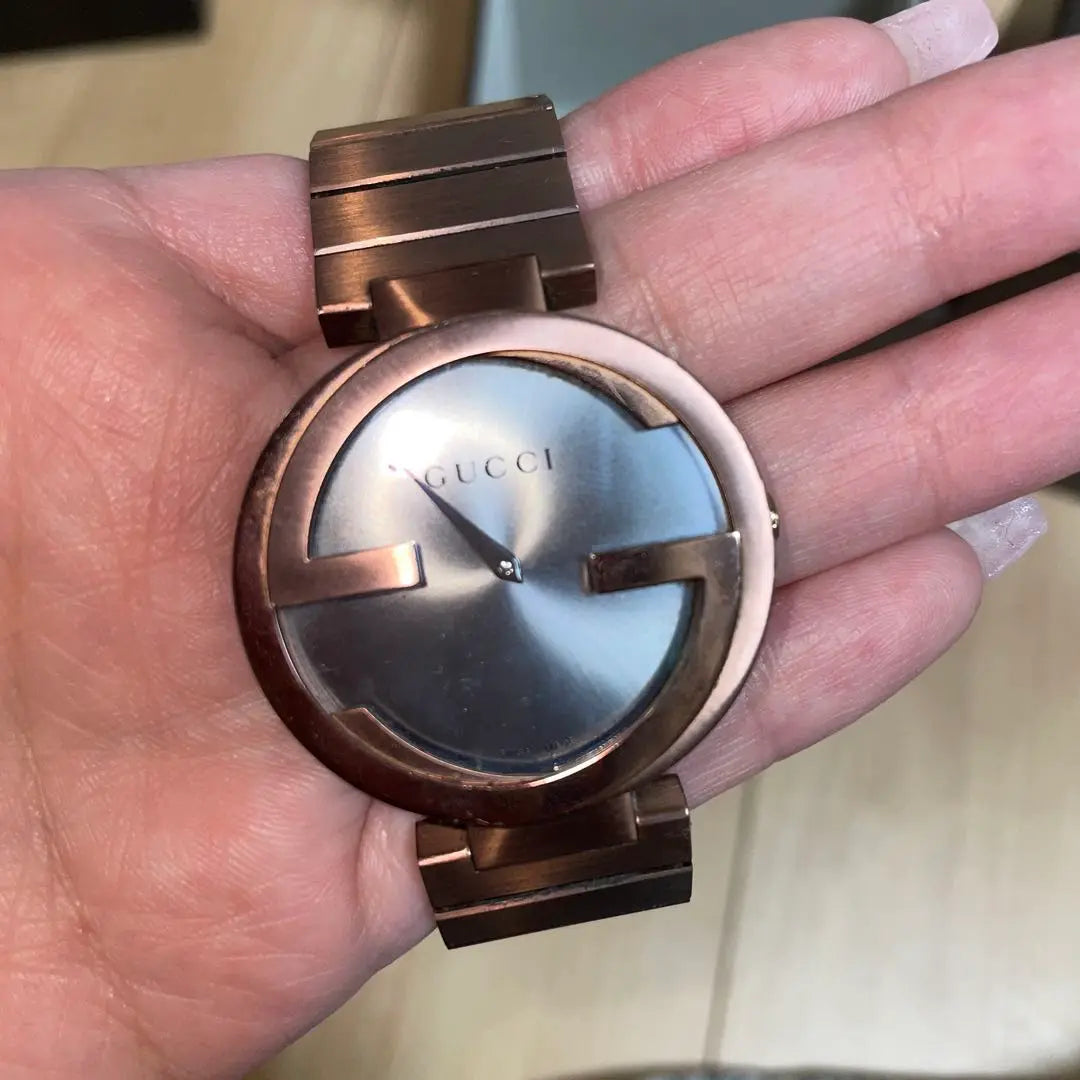 Reloj entrelazado GUCCI