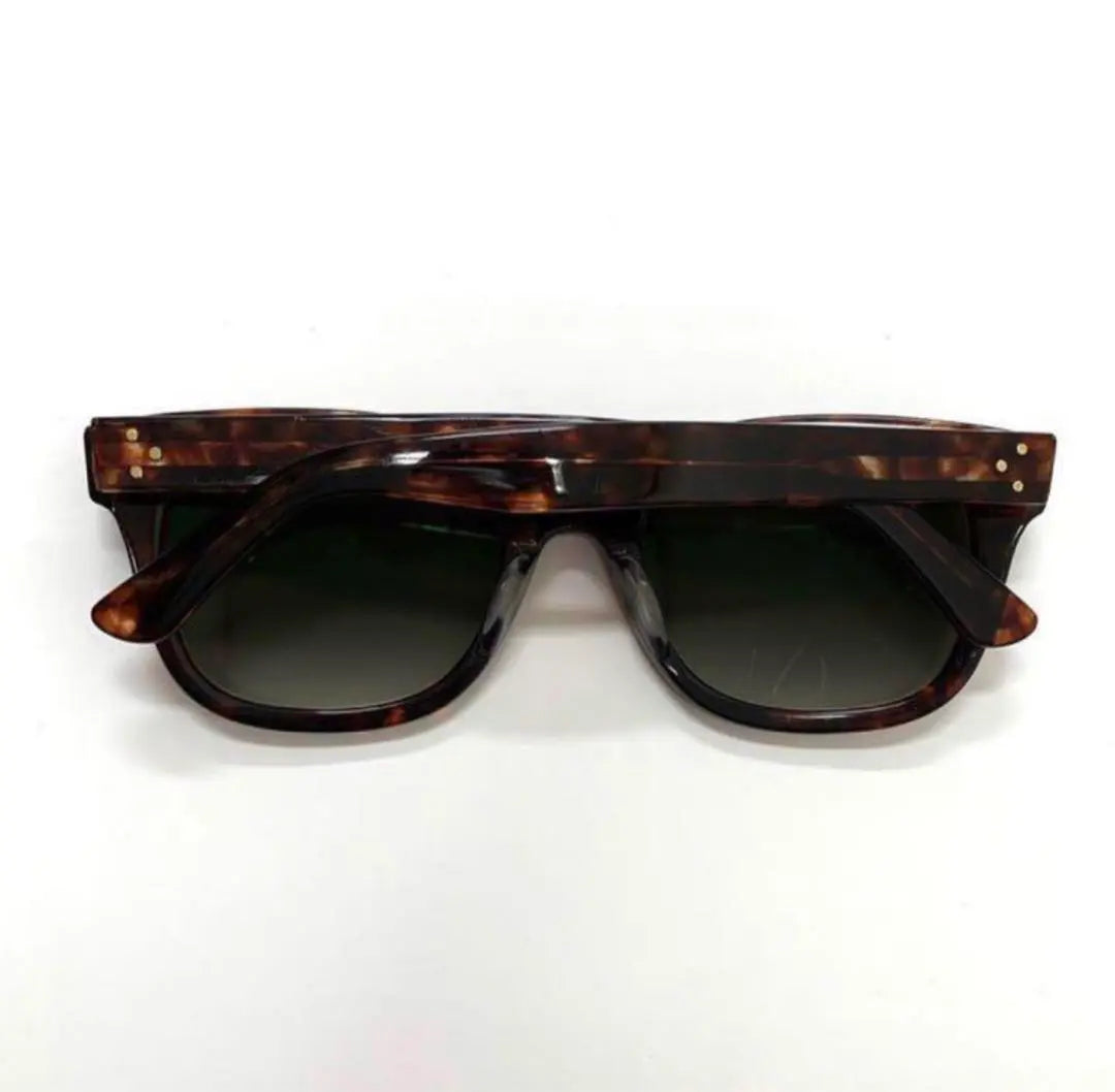 [For masa only] UNUSED tortoiseshell Wellington sunglasses