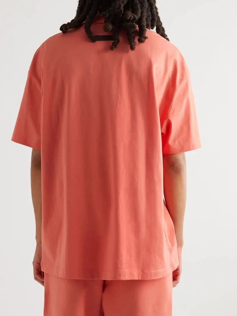 Camiseta Essentials SS con logo de fieltro coral talla S