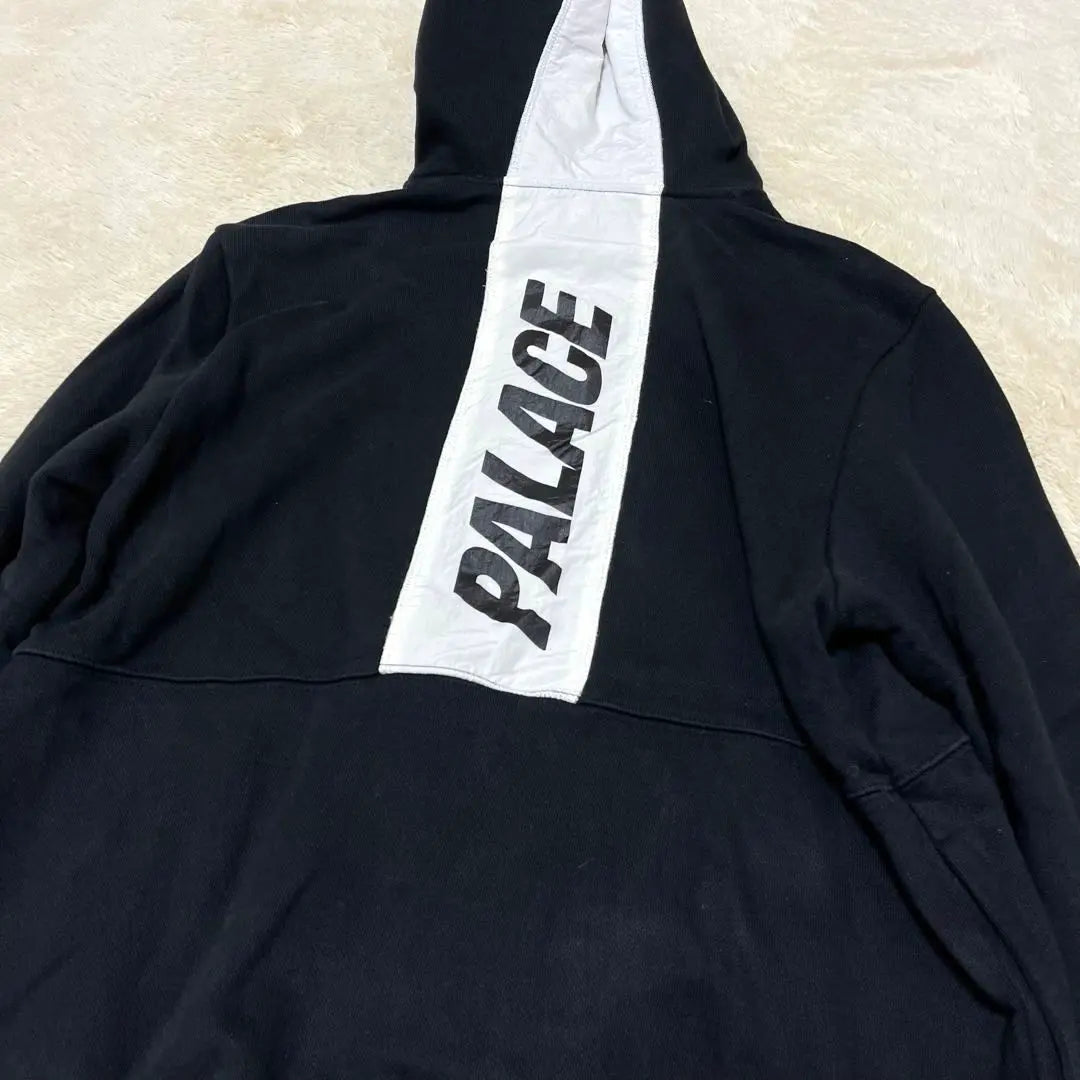 ●PALACE ●Half zip ●Hooded hoodie ●Body pocket