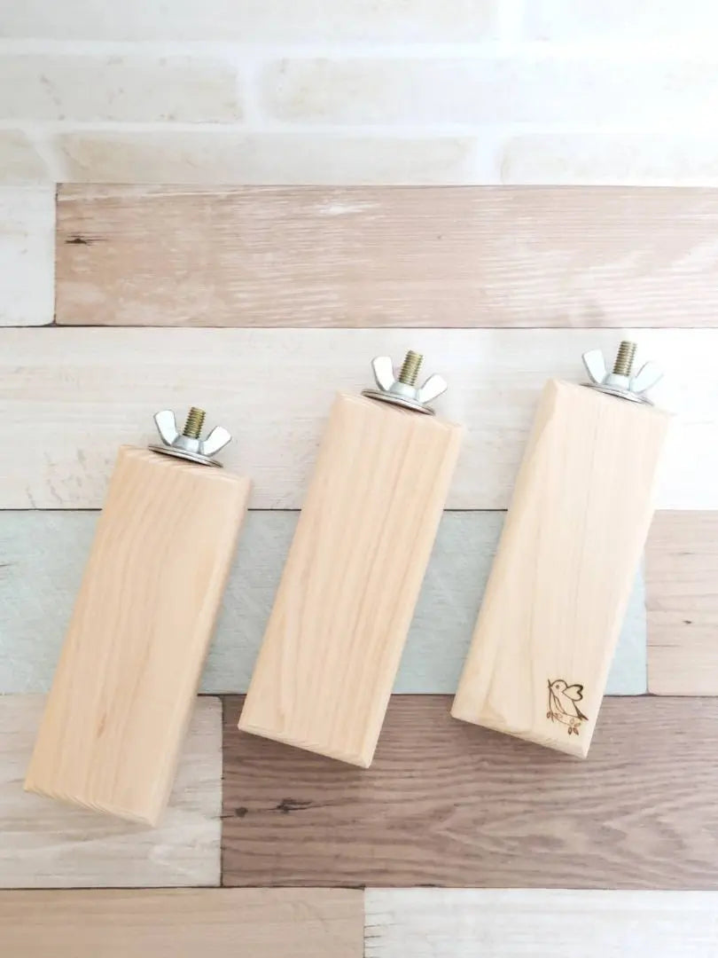 ☆ Made with domestic cypress☆ Set of 3 Kotori-chan perches♡ Parakeet perches