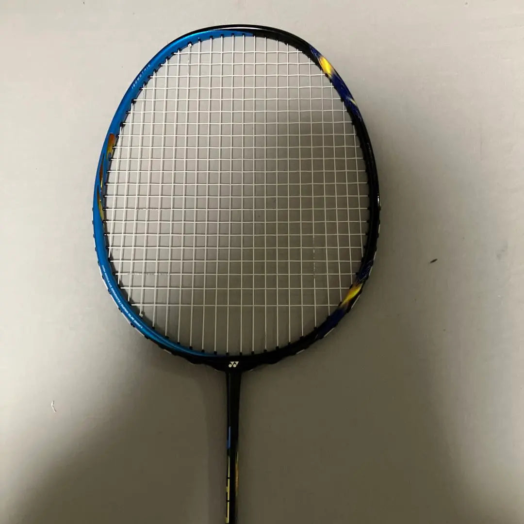 YONEX Astrox 77 4U5 with original grip