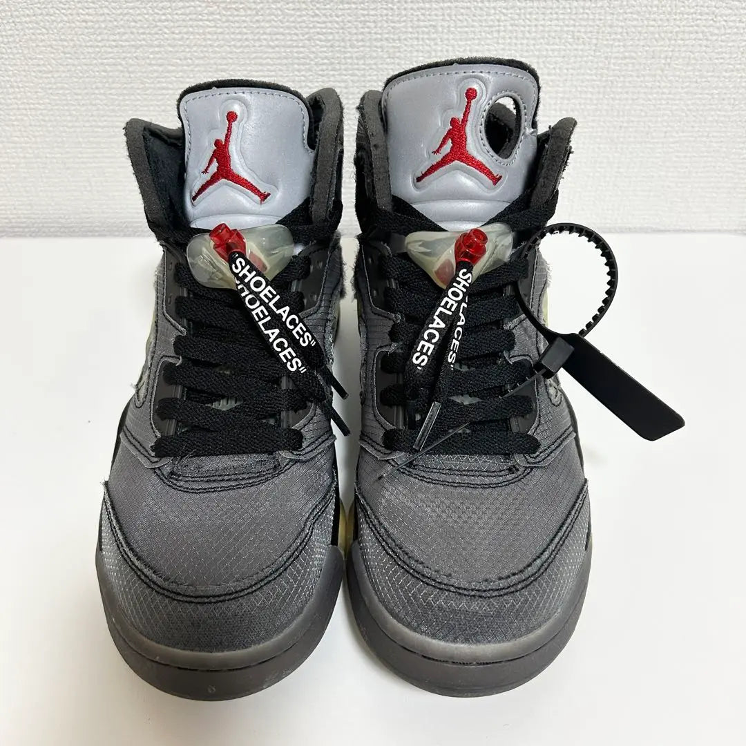 Beautiful condition ✨ 26cm Nike Air Jordan 5 Off-White Muslin Black