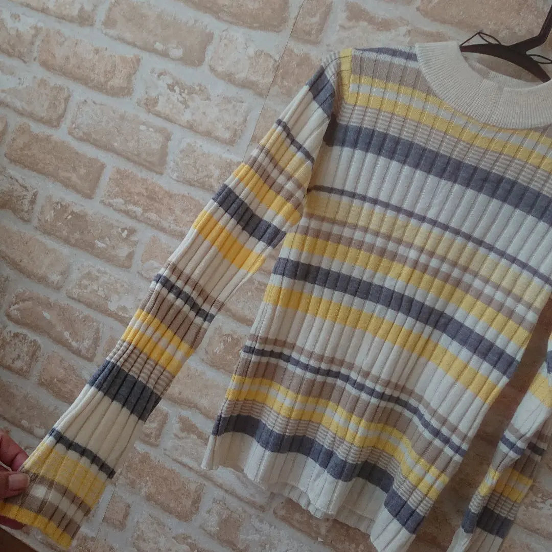 ★COMO SE CONOCE★Usado★Jersey de manga larga con borde múltiple★Crema★F