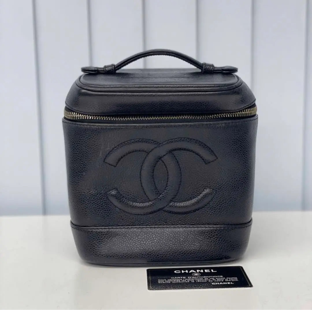 ✨CHANEL Caviar Skin Vanity Handbag Black