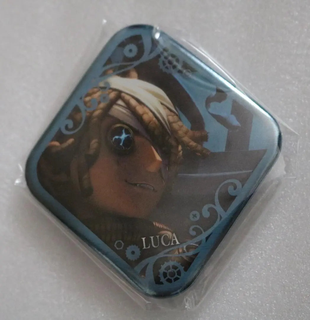 ➕IDENTITY V➕ A. Prisoner Diamond Can Badge