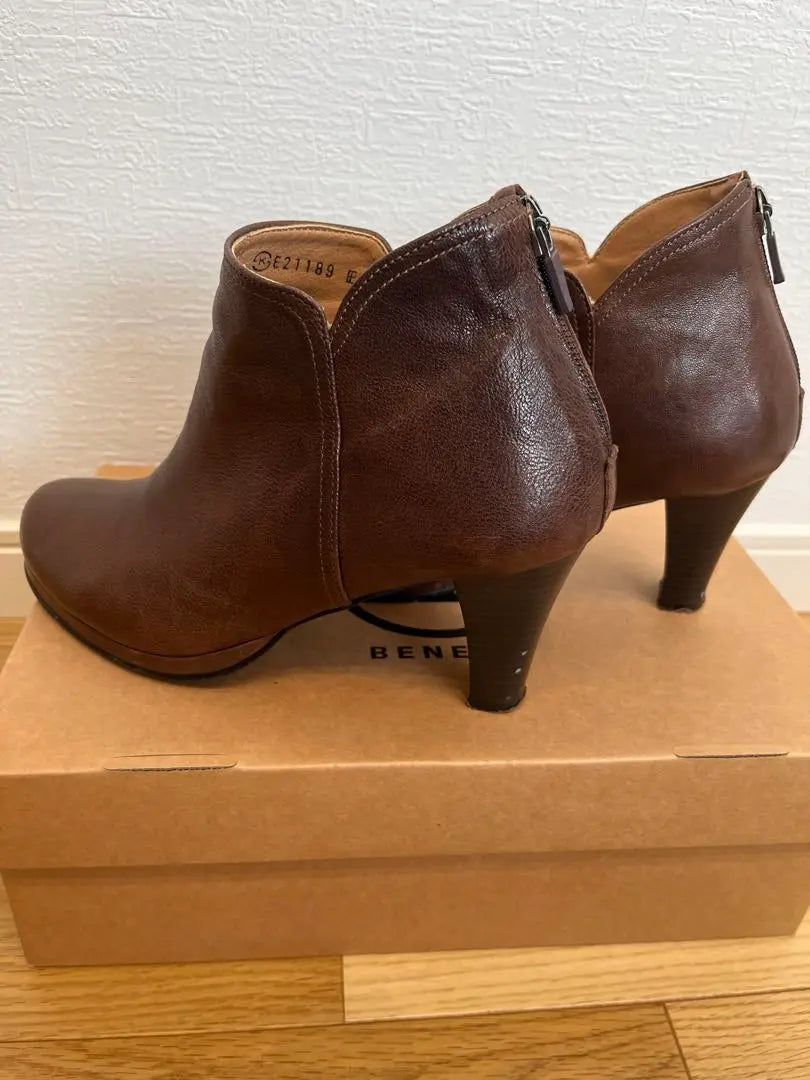 [Reducción de precio] Botas Cortas Benesh Booty 23 Marrón | 【お値下げ】ベネシュ ブーティ ショートブーツ 23 ブラウン