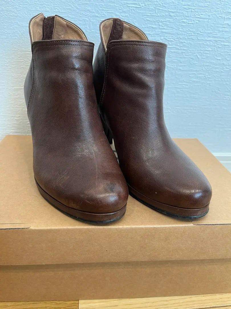 [Price reduction] Benesh Booty Short Boots 23 Brown