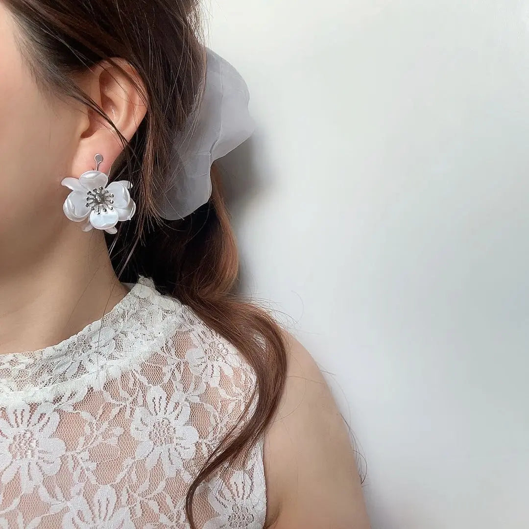 7 Handmade Earrings Large Pearl Flower Flower Beaded Bridal Earrings