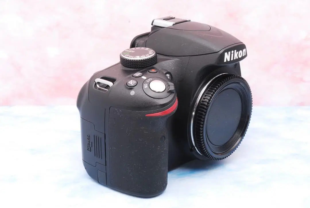 Nikon D3200★SLR camera★Easy shooting with guide mode★