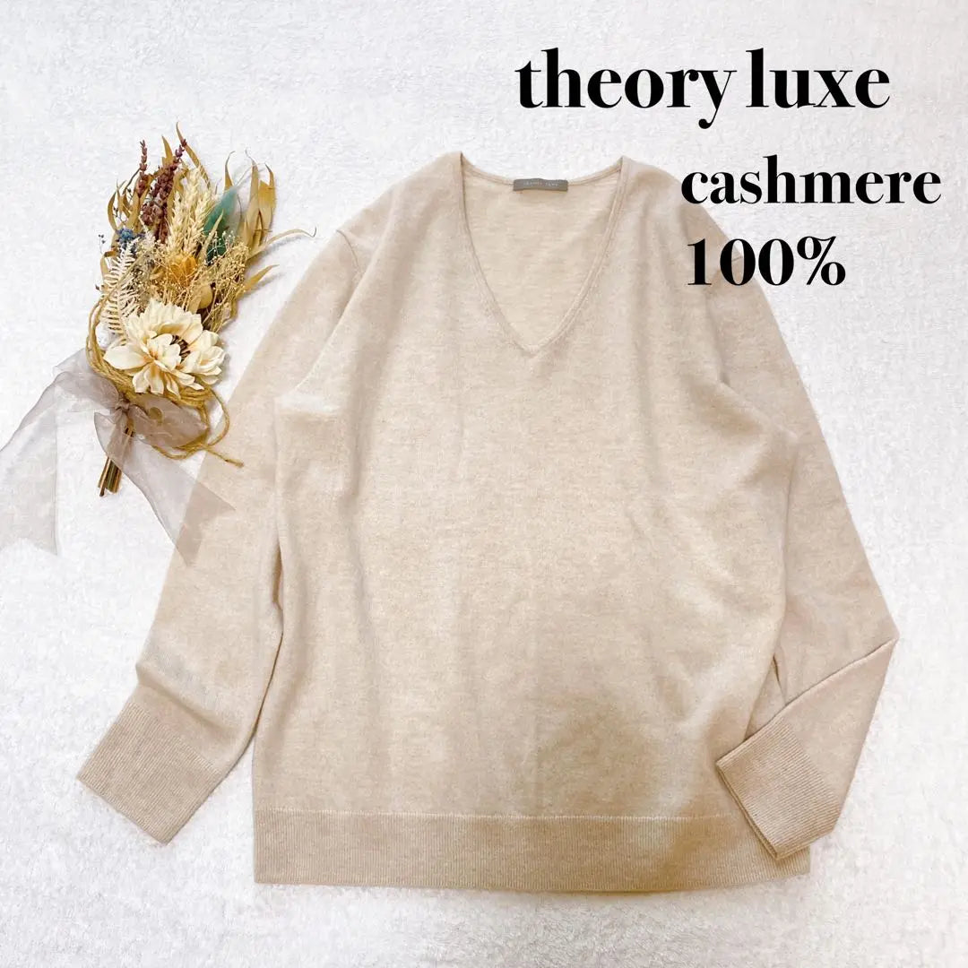 ✨Beautiful condition✨Theory Luxe MATTHEW 100% cashmere knit V-neck