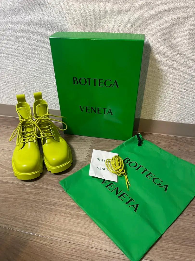 BOTTEGA VENETA Botas de goma con zancada Kiwi 42