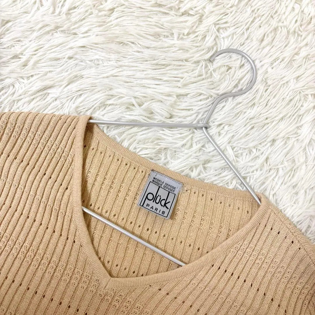 PLUCK PARIS Tops Knit Free Size Solid Rive Beige