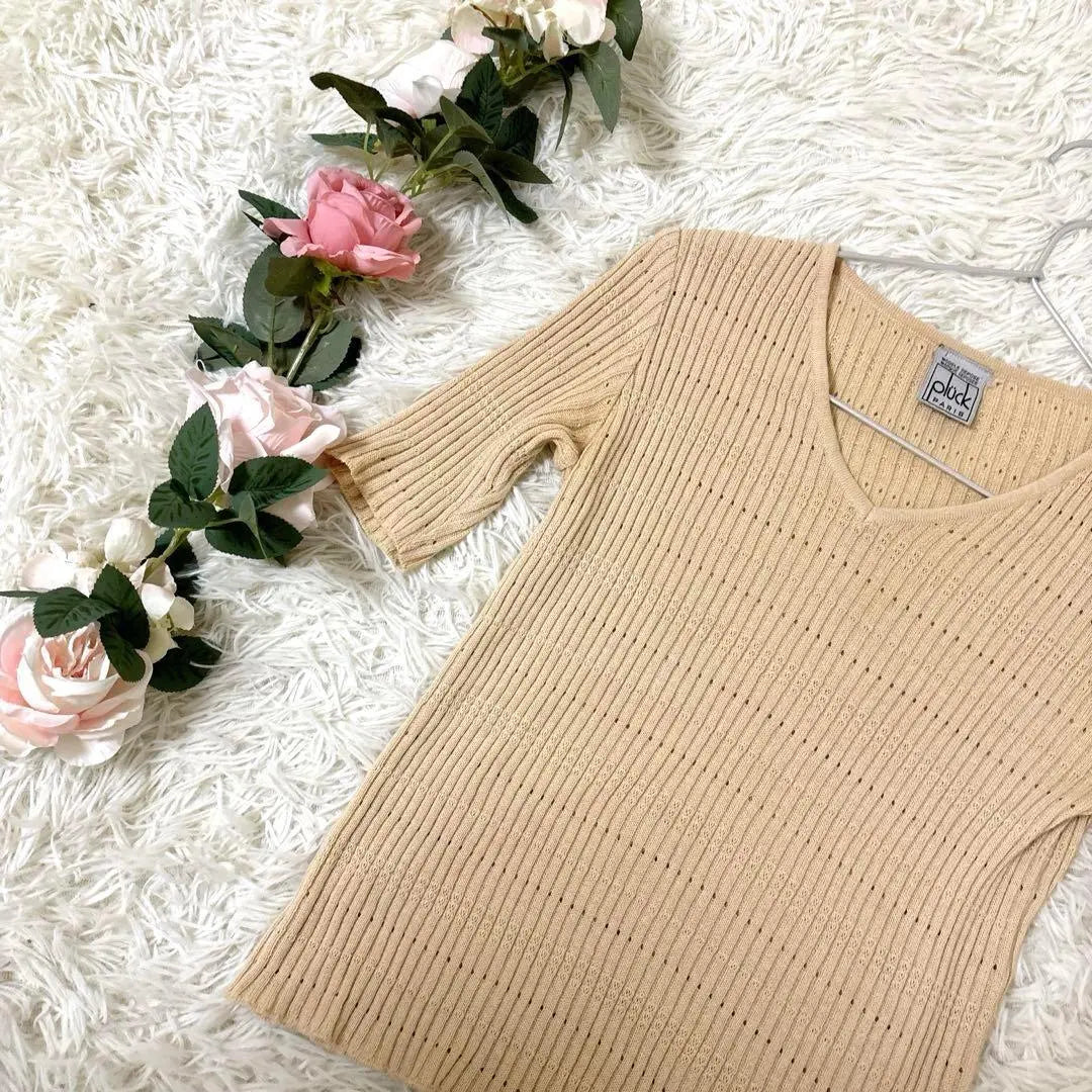 PLUCK PARIS Tops Knit Free Size Solid Rive Beige