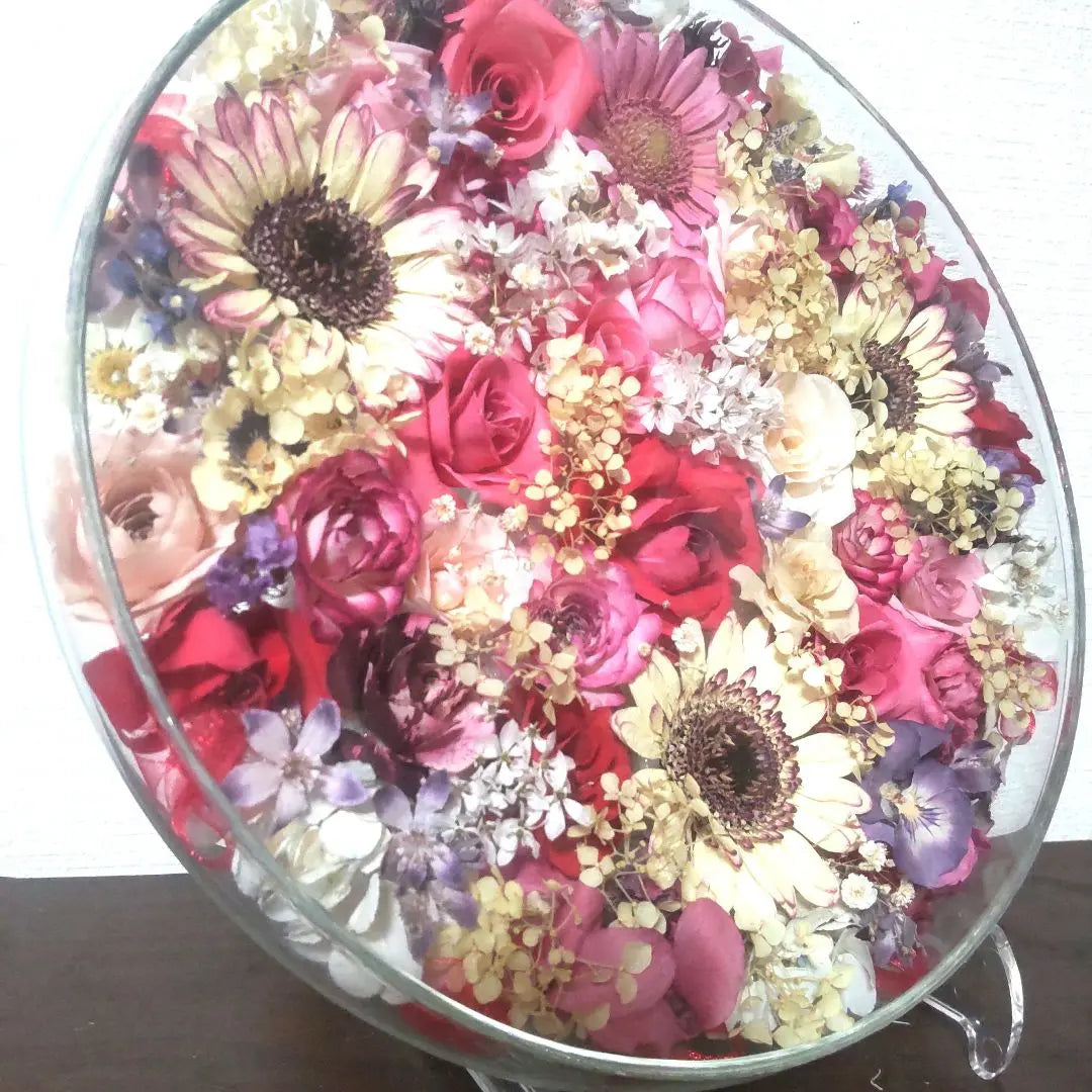 Arreglo circular de flores secas de unos 26 cm envoltorio de plato con imagen hecho a mano | ドライフラワー 円形アレンジメント 26cmハンドメイド絵皿立てラッピング付き