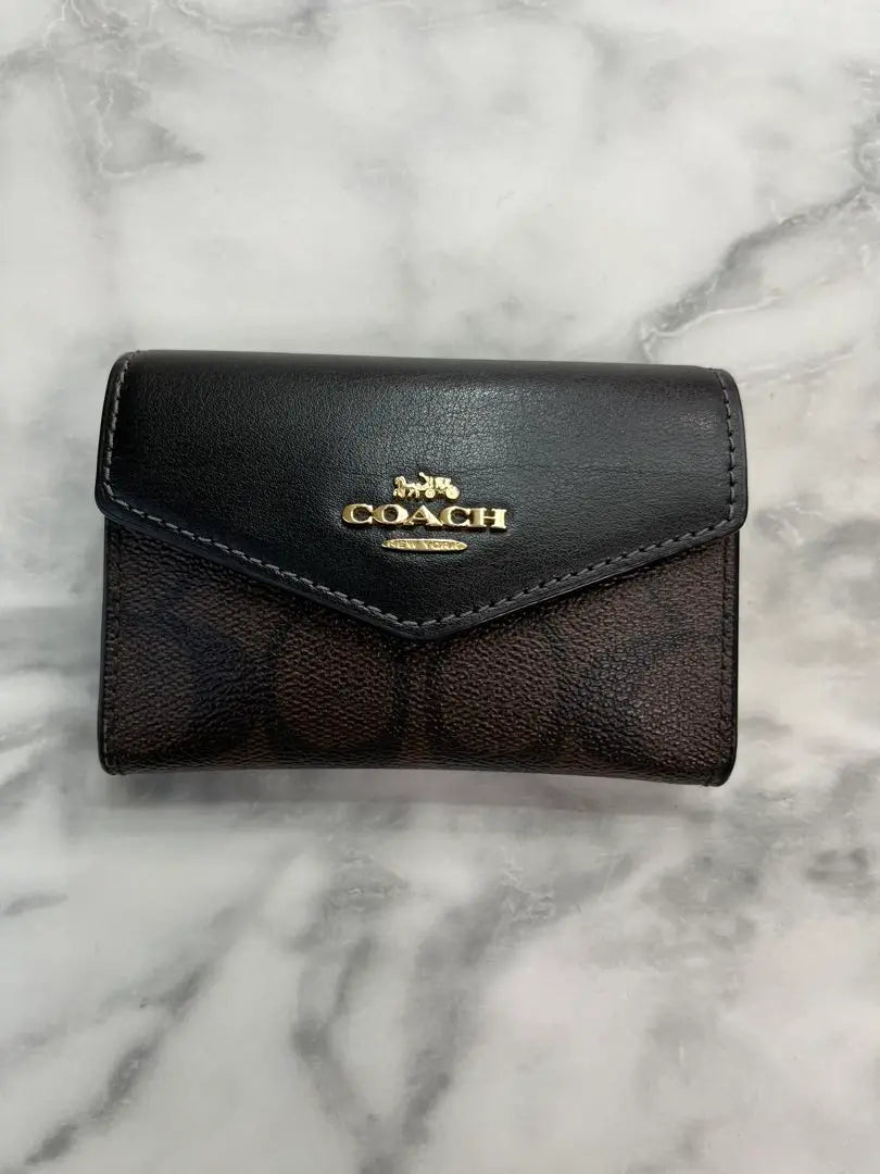 coach card case signature