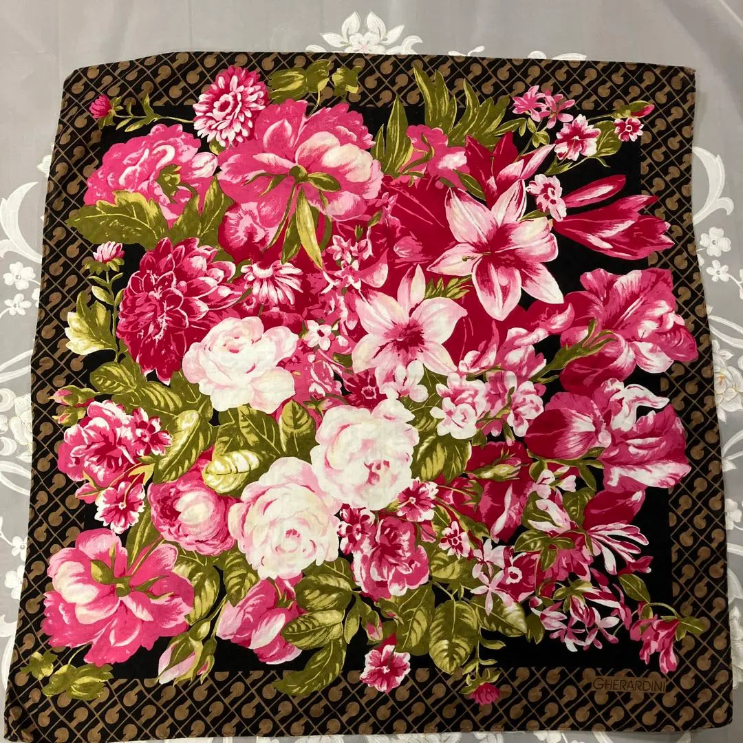 GHERARDINI Flower Pattern Handkerchief