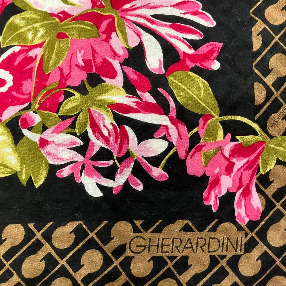 GHERARDINI Flower Pattern Handkerchief