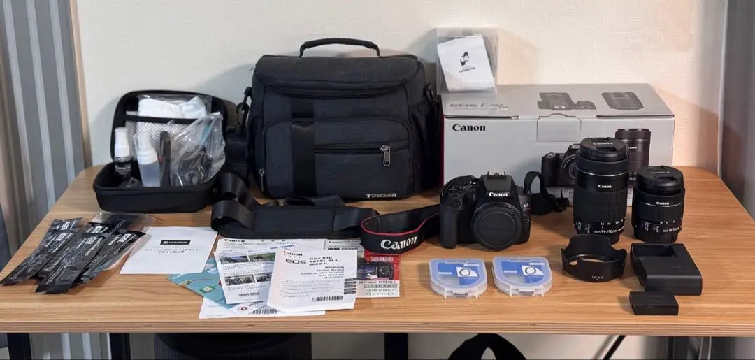 Canon EOS Kiss X10 Digital SLR Camera Double Zoom Kit