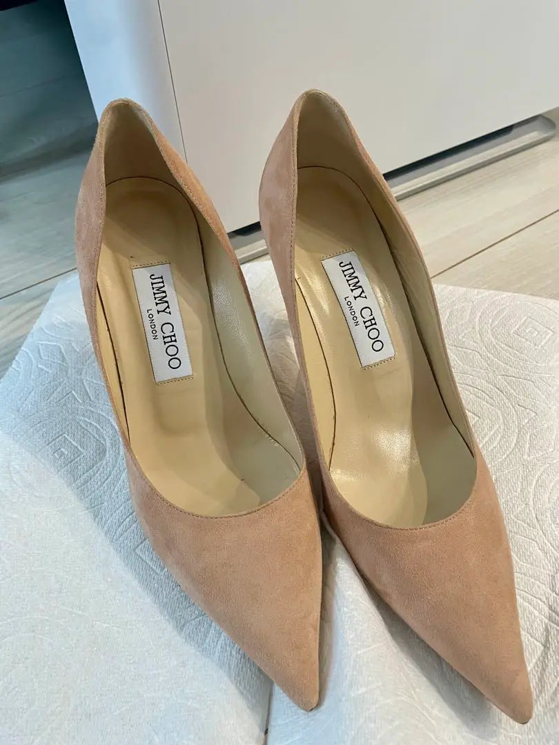 Superb condition JIMMY CHOO beige suede high heels, only try on