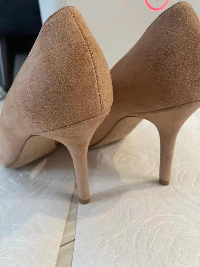 Superb condition JIMMY CHOO beige suede high heels, only try on