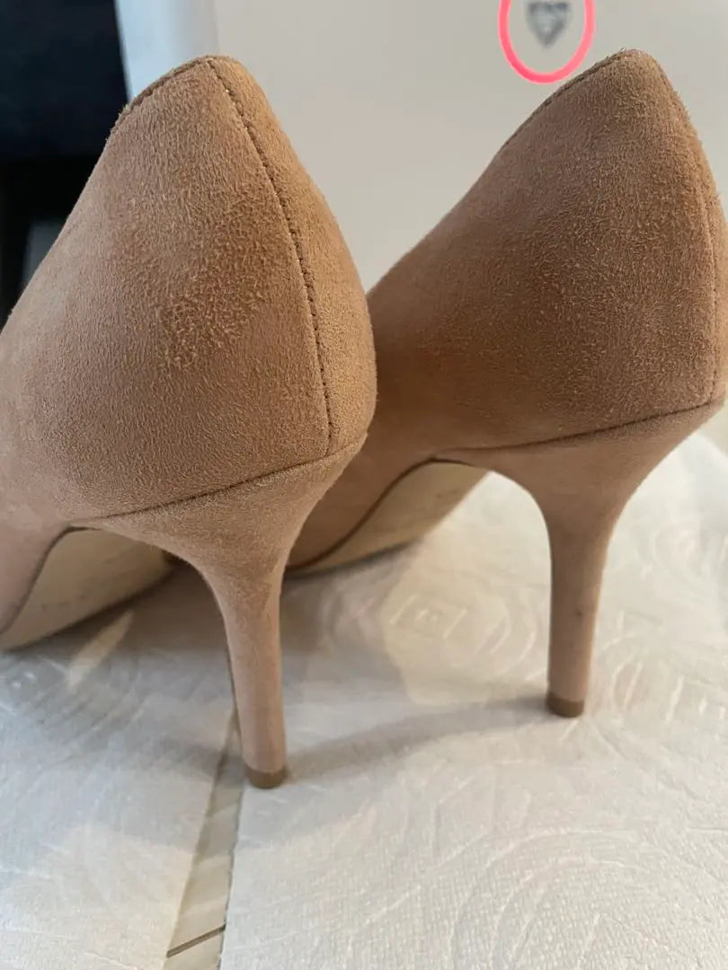 Superb condition JIMMY CHOO beige suede high heels, only try on