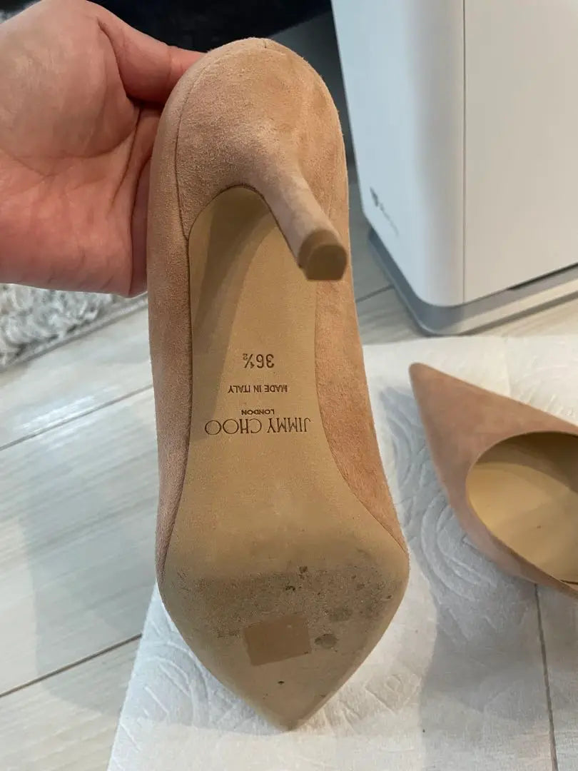 Superb condition JIMMY CHOO beige suede high heels, only try on