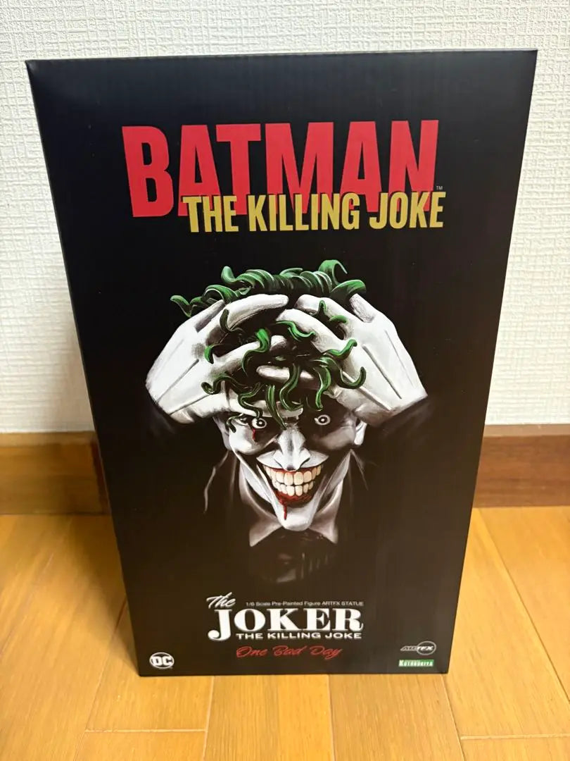 Joker Batman Figure Kotobukiya ARTFX