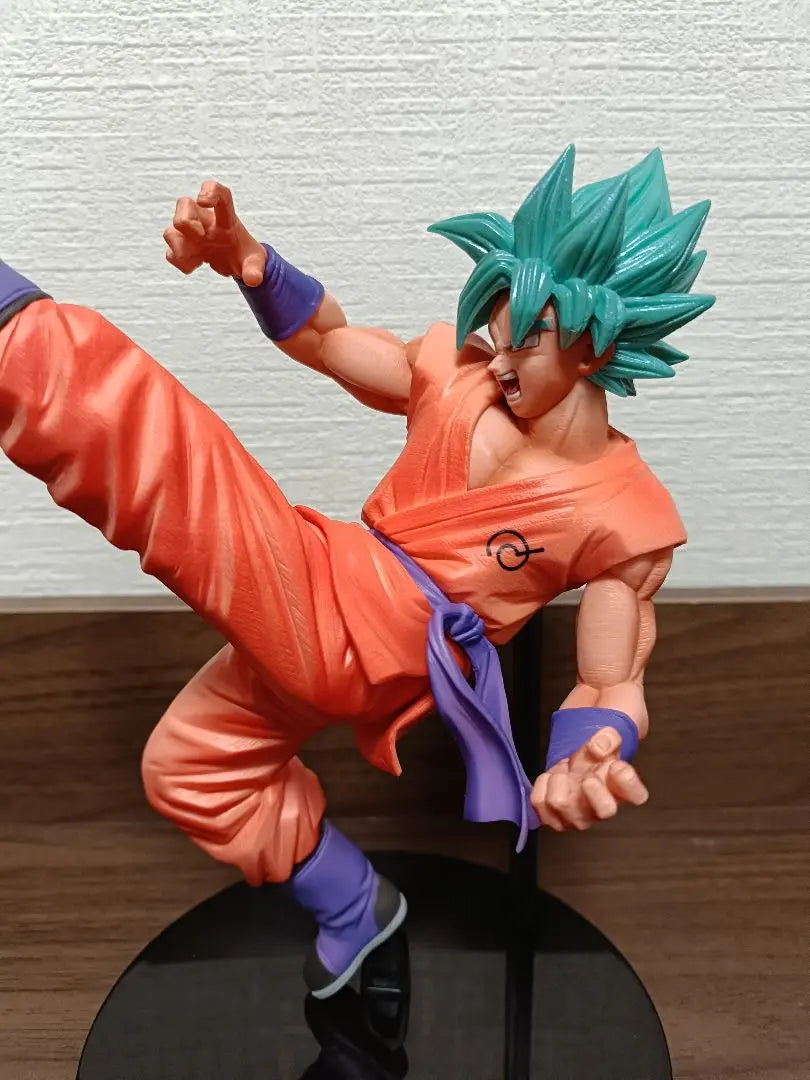 Beautiful condition Dragon Ball Figure Son Goku Fes Set Ichiban Kuji Goku