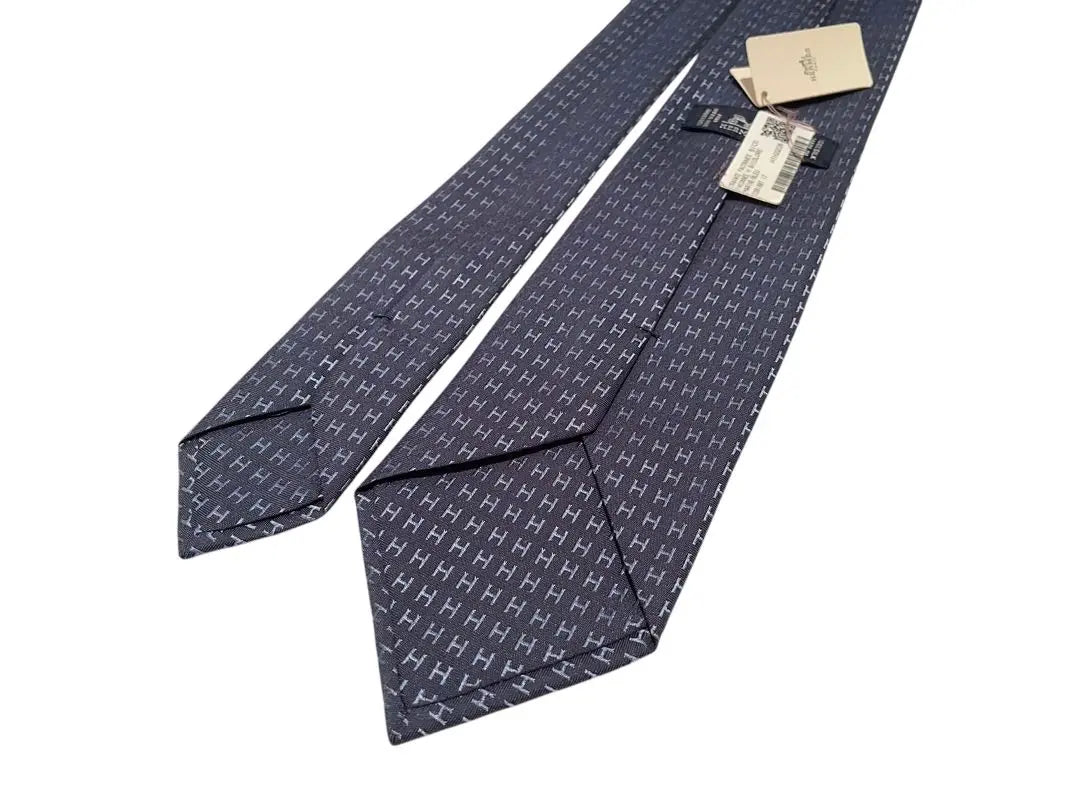 [Nueva etiqueta incluida] Corbata HERMES con estampado H, color azul marino