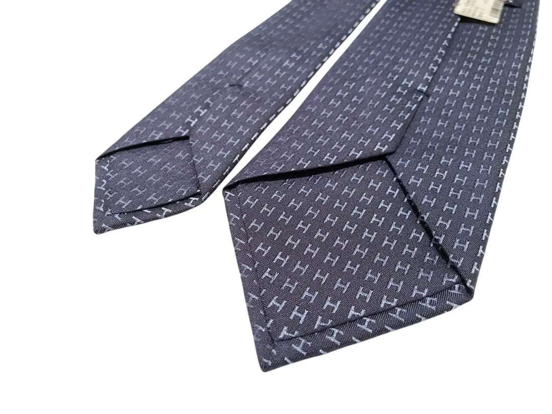 [New tag included] HERMES tie H pattern blue navy fasone