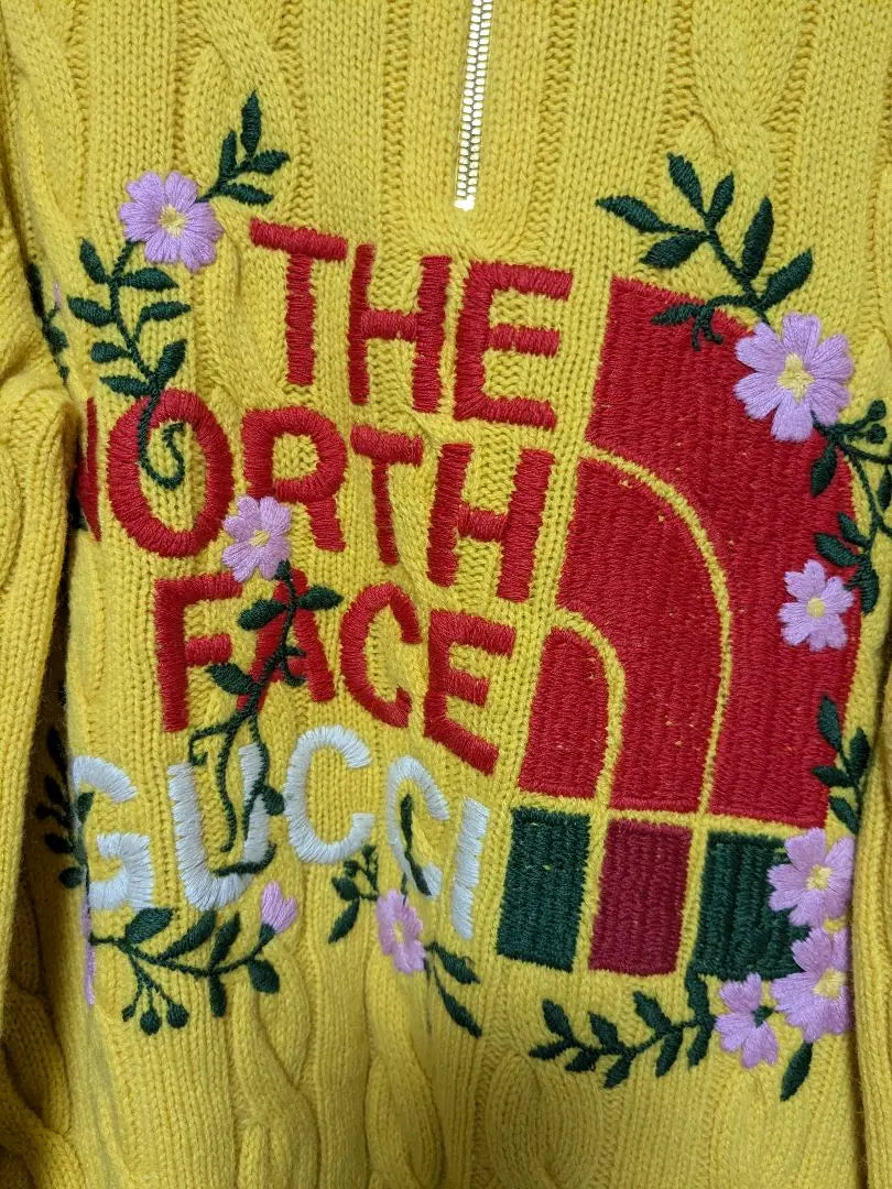 Gucci x North Face 22SS logo embroidered half zip knit