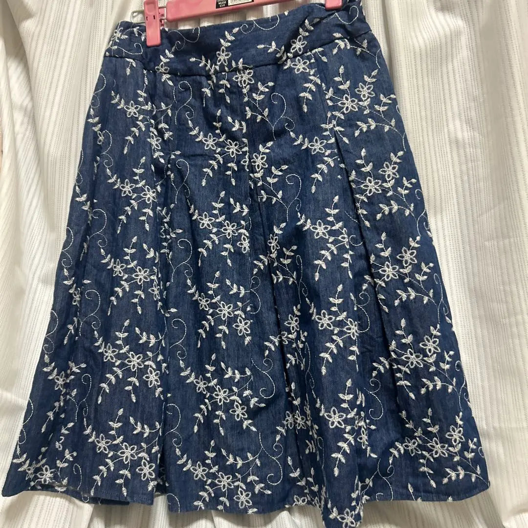 Laura Ashley Denim with lining Botanical pattern Skirt Size 9 [Free shipping]