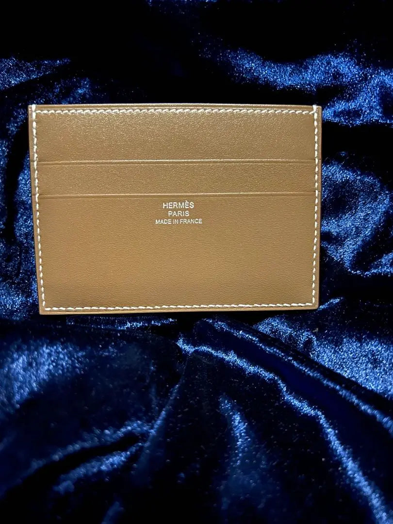 Brand new, unused Hermes card case Cheval Pict HERMES