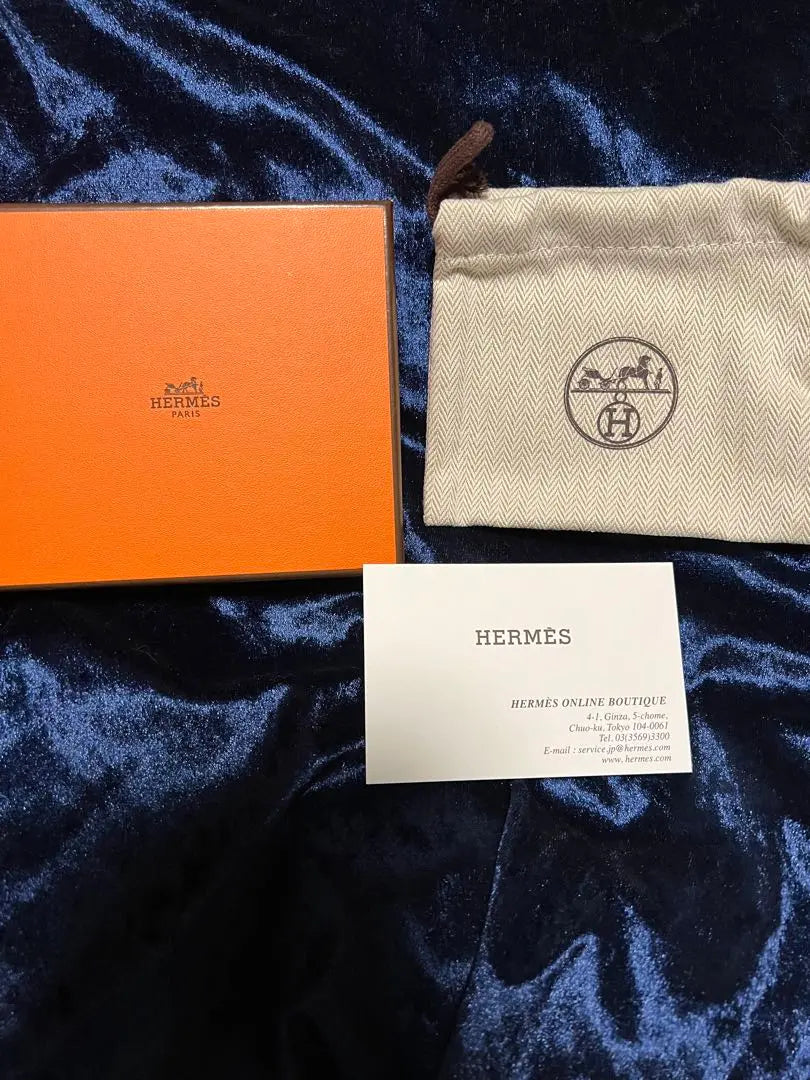 Brand new, unused Hermes card case Cheval Pict HERMES