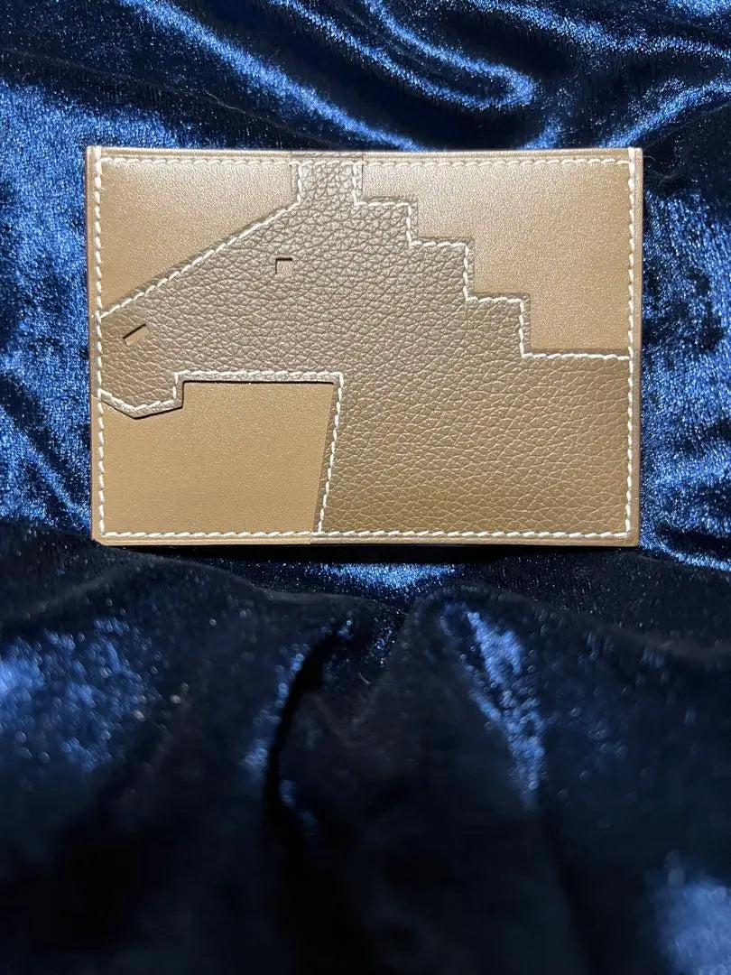 Brand new, unused Hermes card case Cheval Pict HERMES