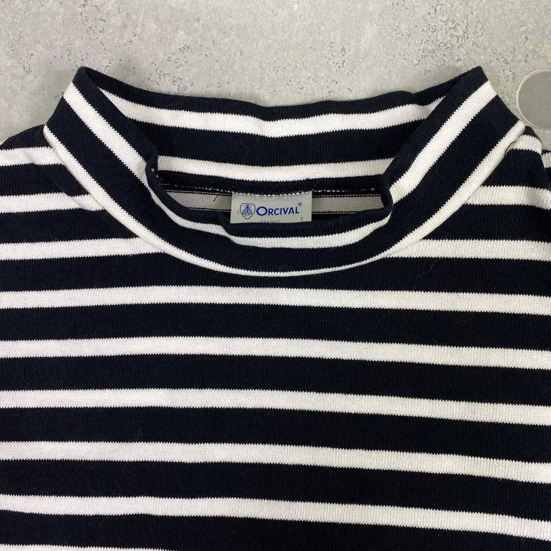 ✨Good condition✨ORCIVL bottle neck border T-shirt