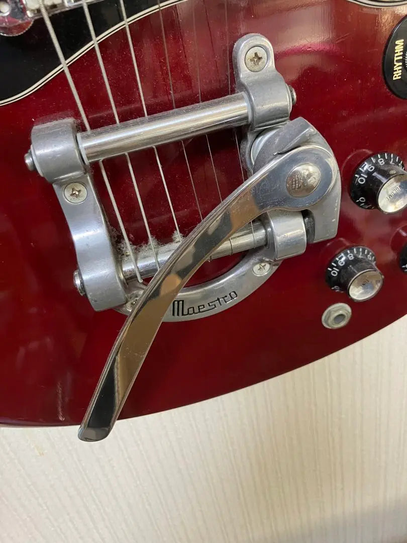 Estuche rígido Gibson USA SG Standard incluido Fabricado en 2000