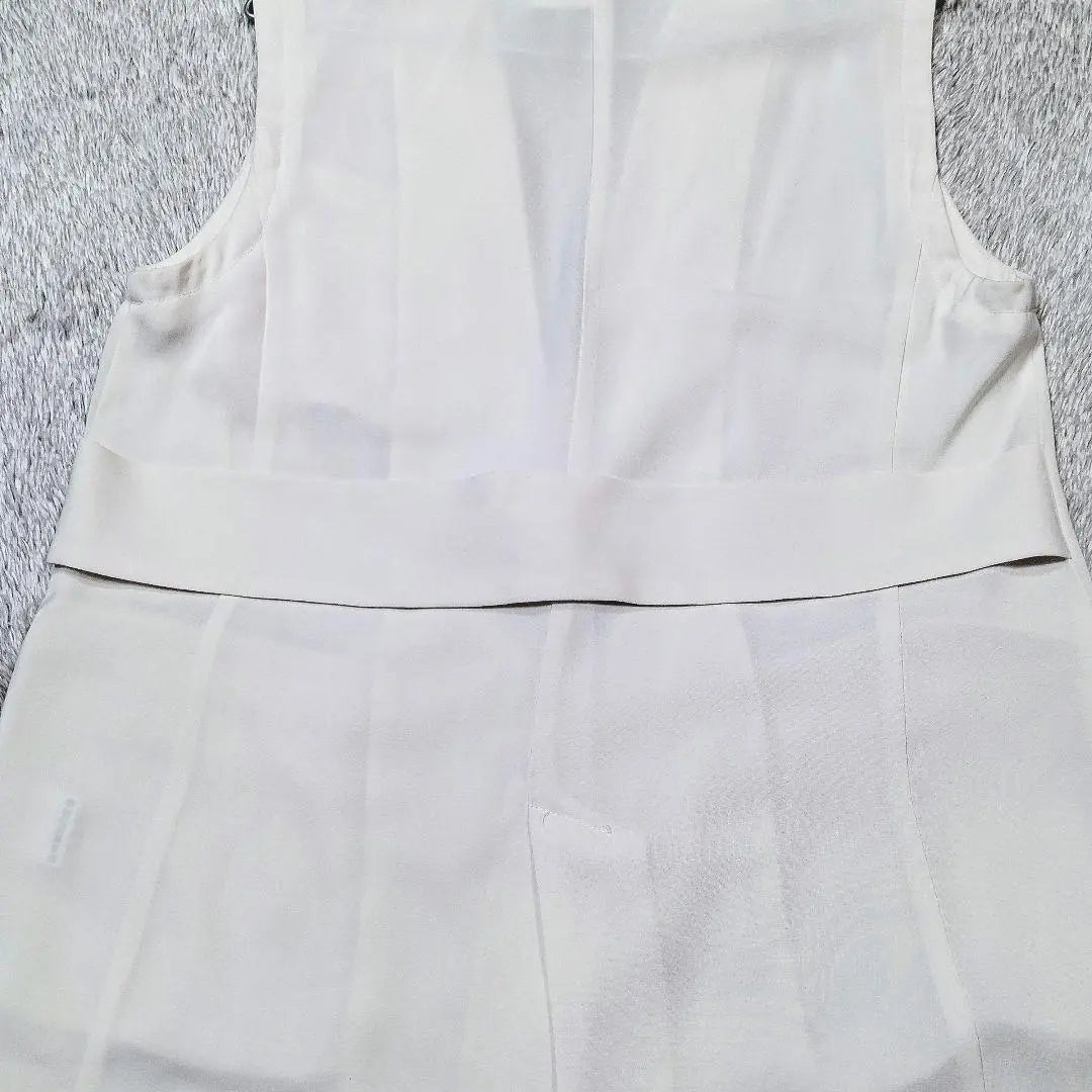 [Lacolle] Tailored vest off-white with pockets size M