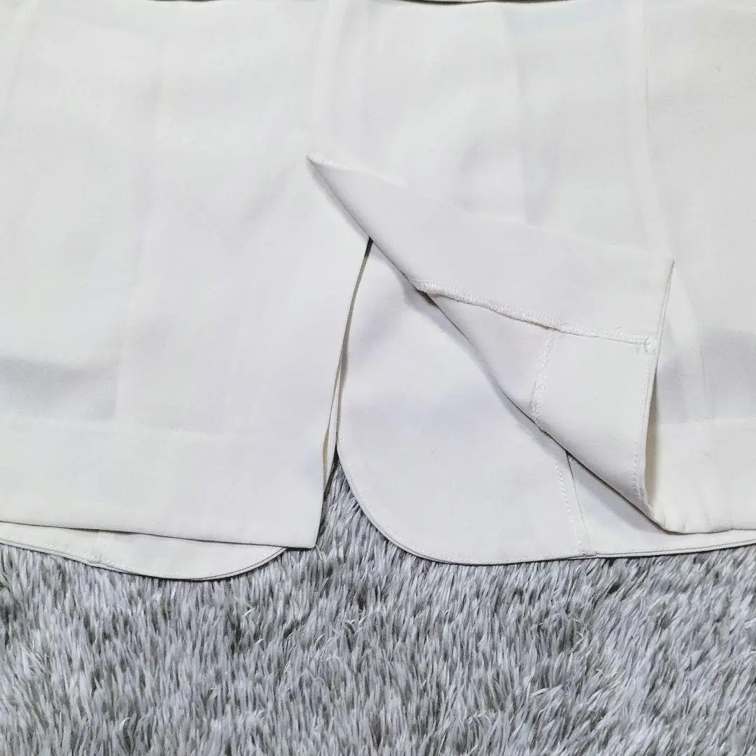 [Lacolle] Tailored vest off-white with pockets size M