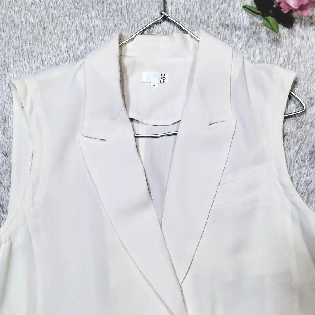 [Lacolle] Tailored vest off-white with pockets size M