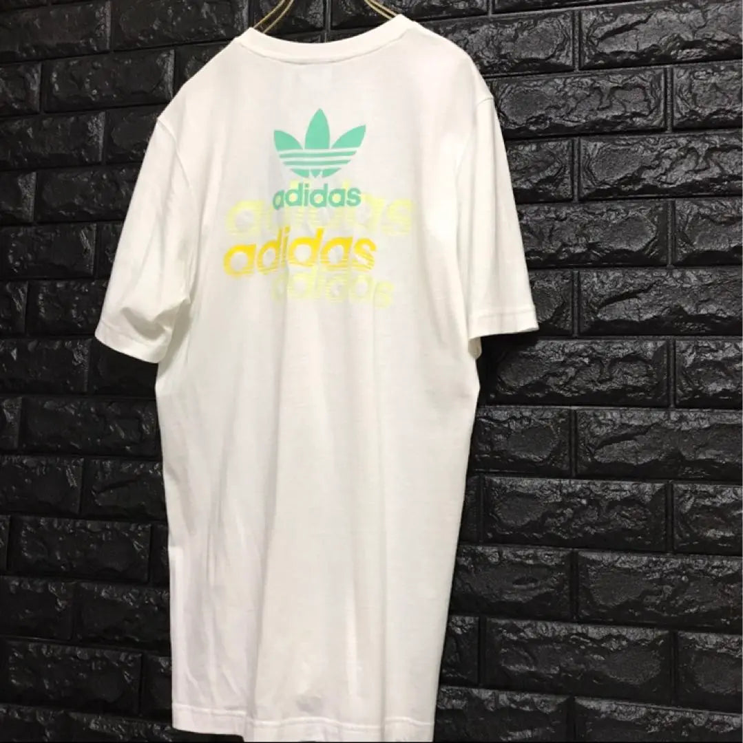 Sale price★No price reduction♪Adidas original★Embroidered logo★Back print☆M