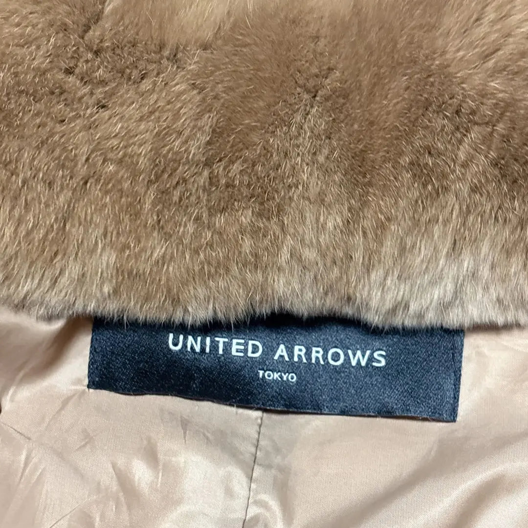 Artículo ultra hermoso ✨ United Arrows Red Savit Rabbit Far Long Down Court | 極美品✨ユナイテッドアローズ レッキスラビットファー ロングダウンコート