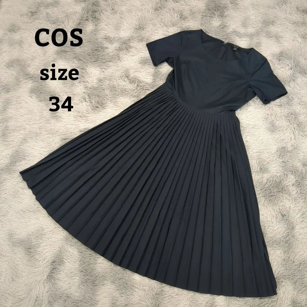 [COS] Cosplay dress, long dress, short sleeves, switching, pleats, elegant