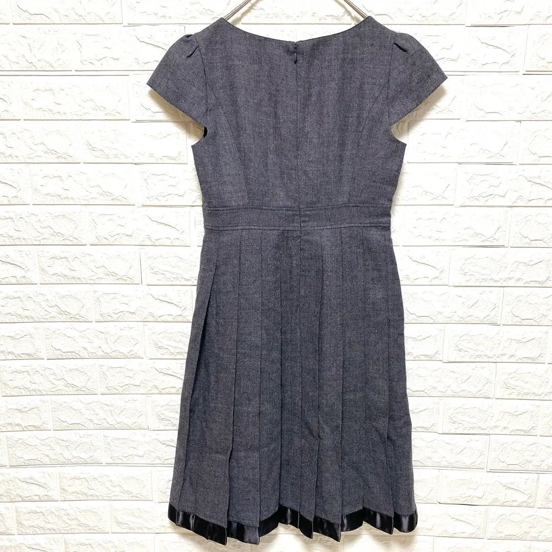 [Clear impression] Pleated dress, knee length, 100% wool, M 2 | 【クリアインプレッション】プリーツワンピース　膝丈　ウール100% M　2