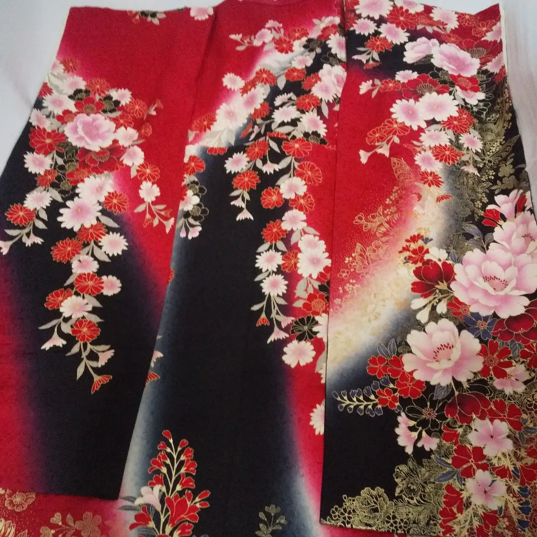 Red, black, gold and cherry blossom pure silk long-sleeved kimono full set, etc. Fukuro-obi, obi-jime, obi-age, half-collar, layered collar, coming-of-age ceremony, graduation ceremony, etc.