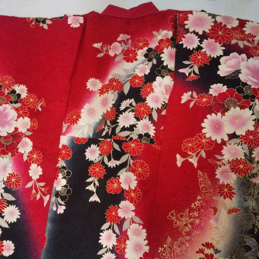 Red, black, gold and cherry blossom pure silk long-sleeved kimono full set, etc. Fukuro-obi, obi-jime, obi-age, half-collar, layered collar, coming-of-age ceremony, graduation ceremony, etc.